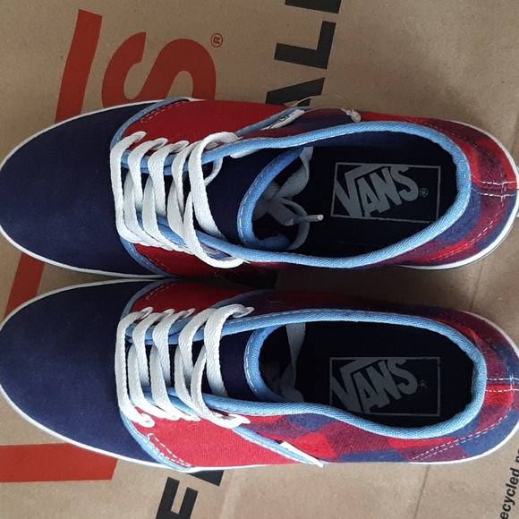 Vans Camryn Mid Top Chukka. *Vintage Vans* - Picture 6 of 10